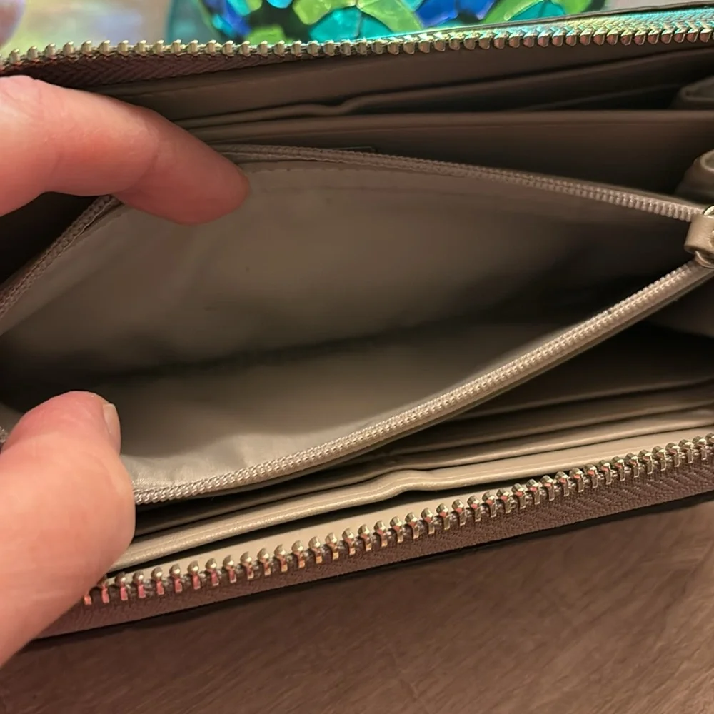 Coach Wallet Snakeskin Embossed - Picture 6 of 9